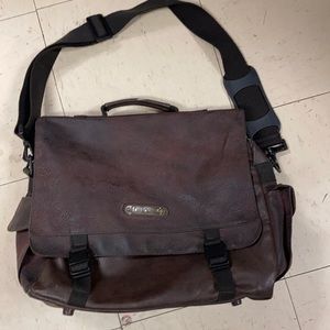 Cherokee leather bag
